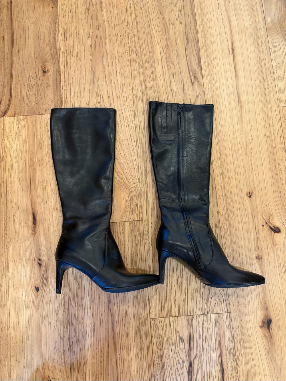 Women's Black Leather Knee-High Heeled Boots